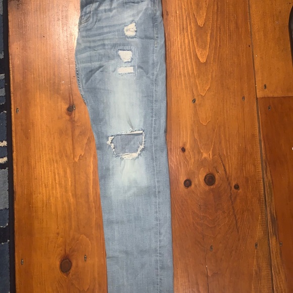 Men’s holister jeans - Picture 2 of 4